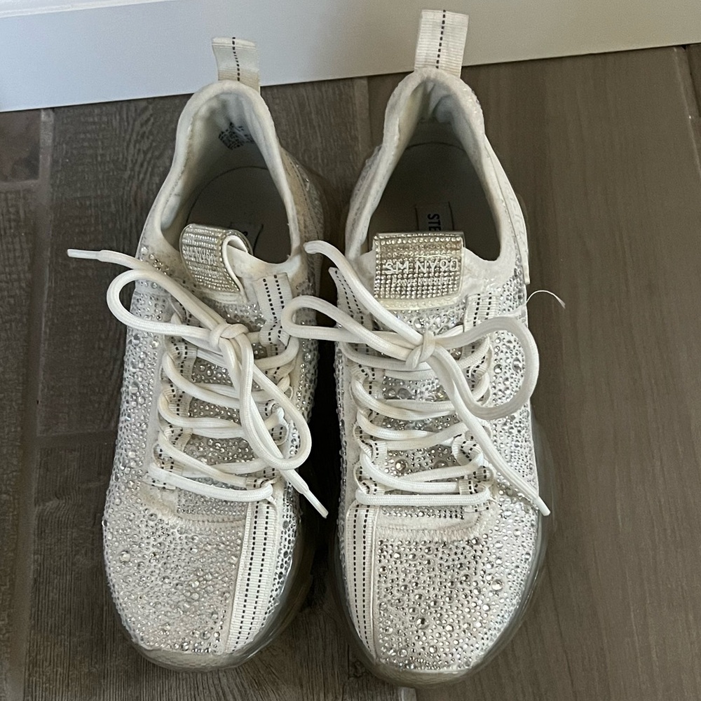 Steve Madden Maxima white bling sneakers 9.5